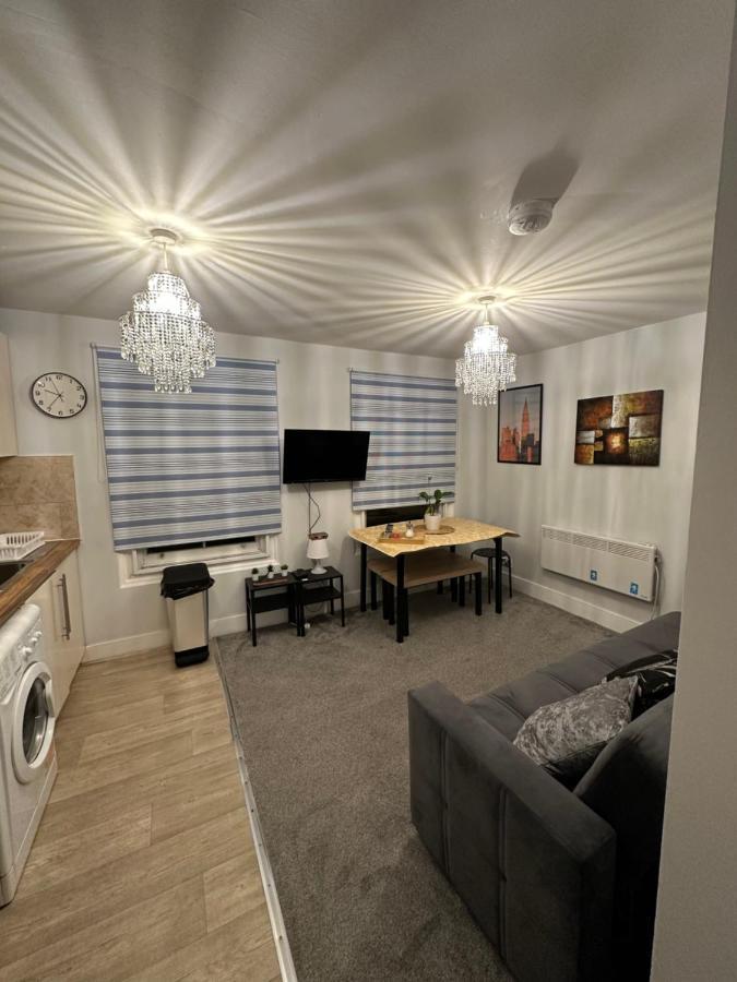 לונדון Cosy 2 Bedrooms Apartment מראה חיצוני תמונה