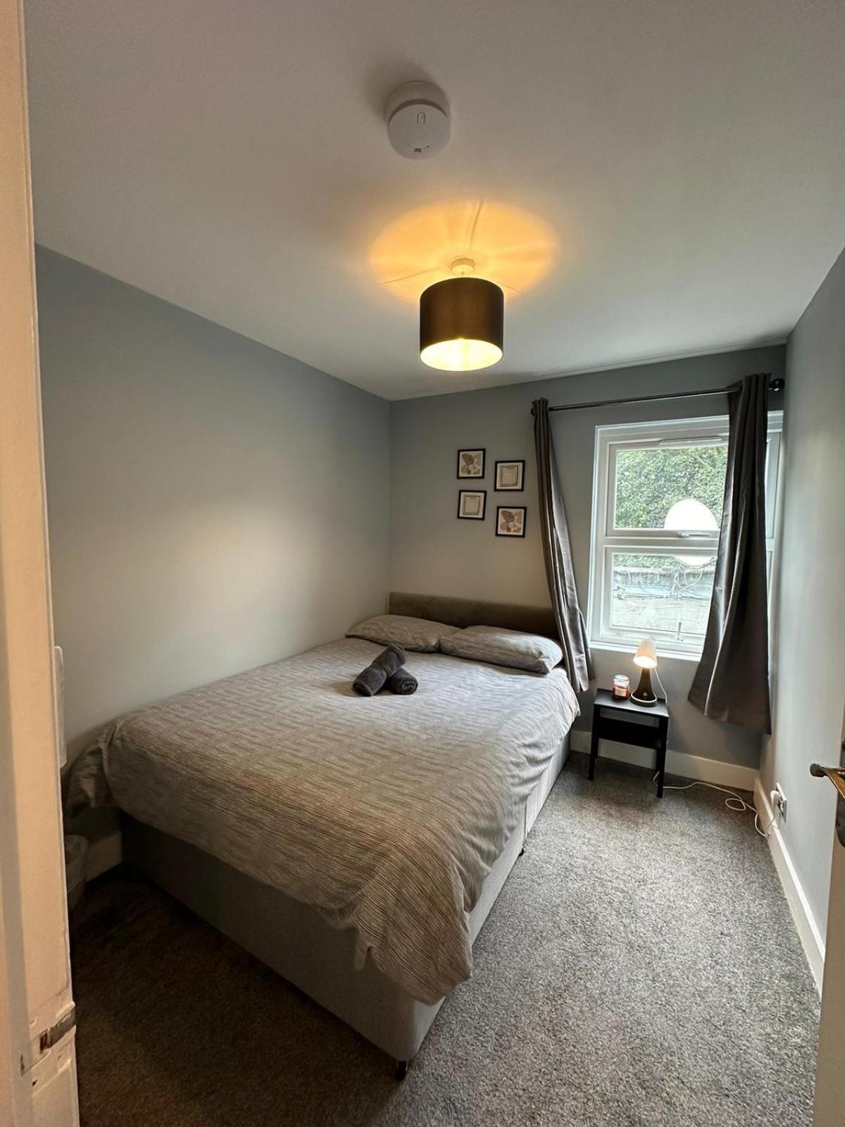 לונדון Cosy 2 Bedrooms Apartment מראה חיצוני תמונה