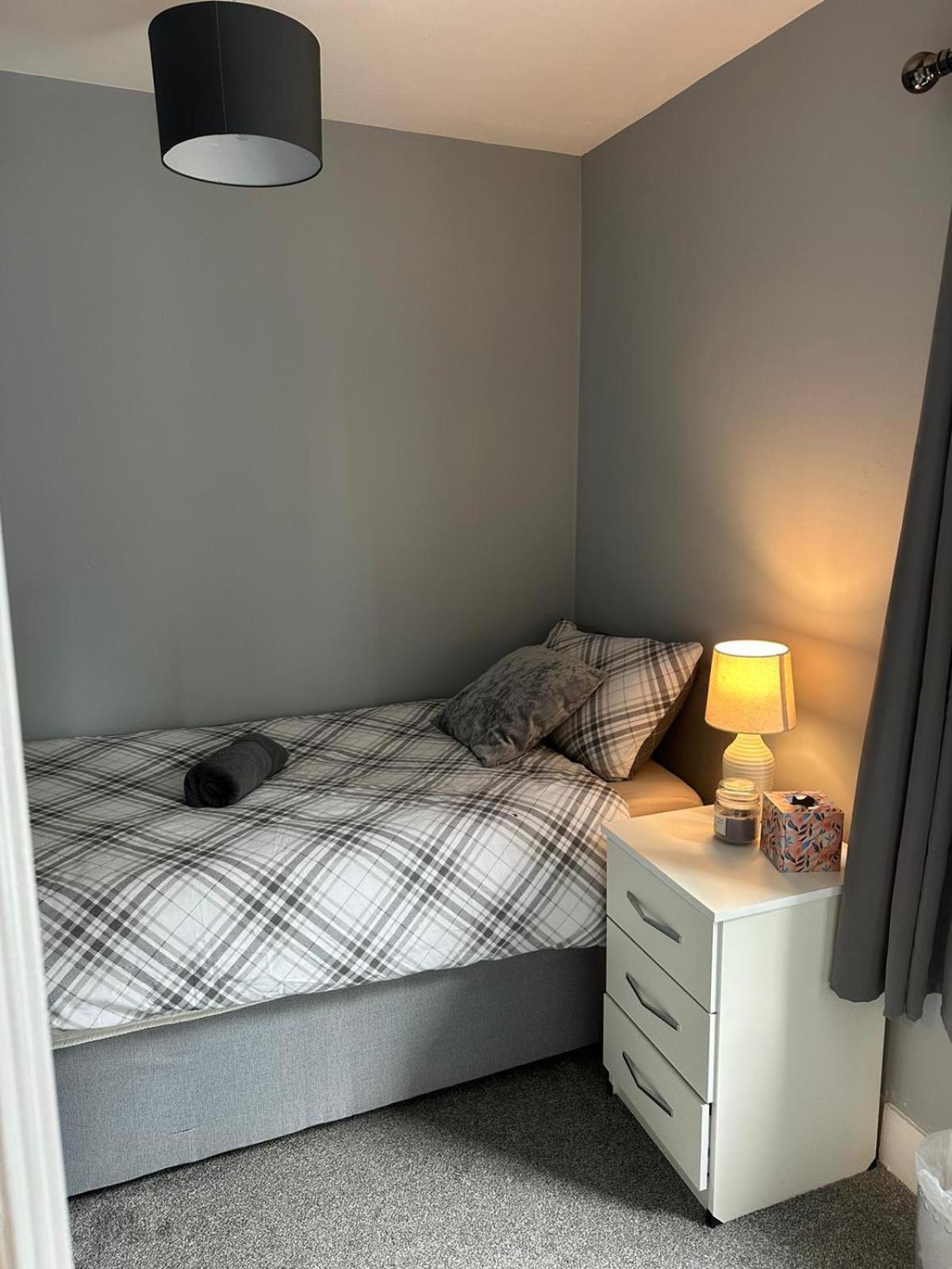 לונדון Cosy 2 Bedrooms Apartment מראה חיצוני תמונה